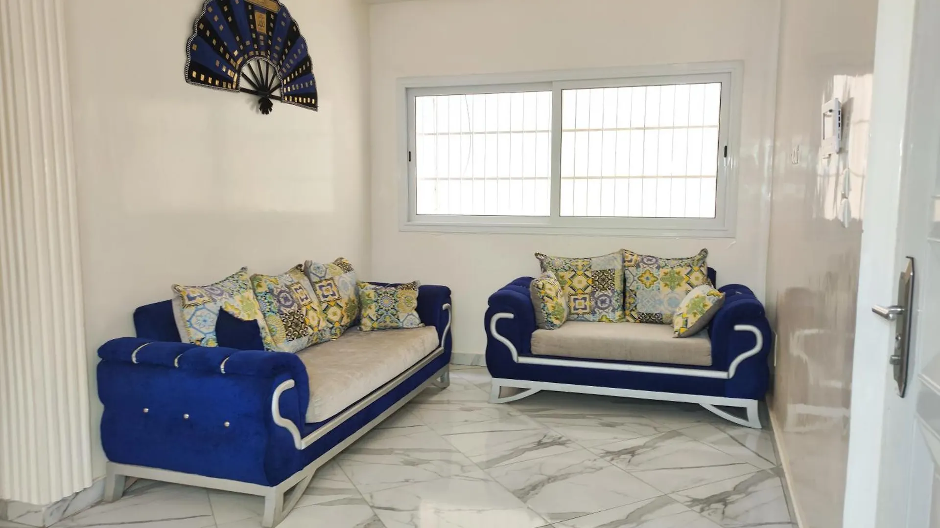Appart 2 Chambres Familial Et Spacieux Liberte 6 Parking Position Central Dakar