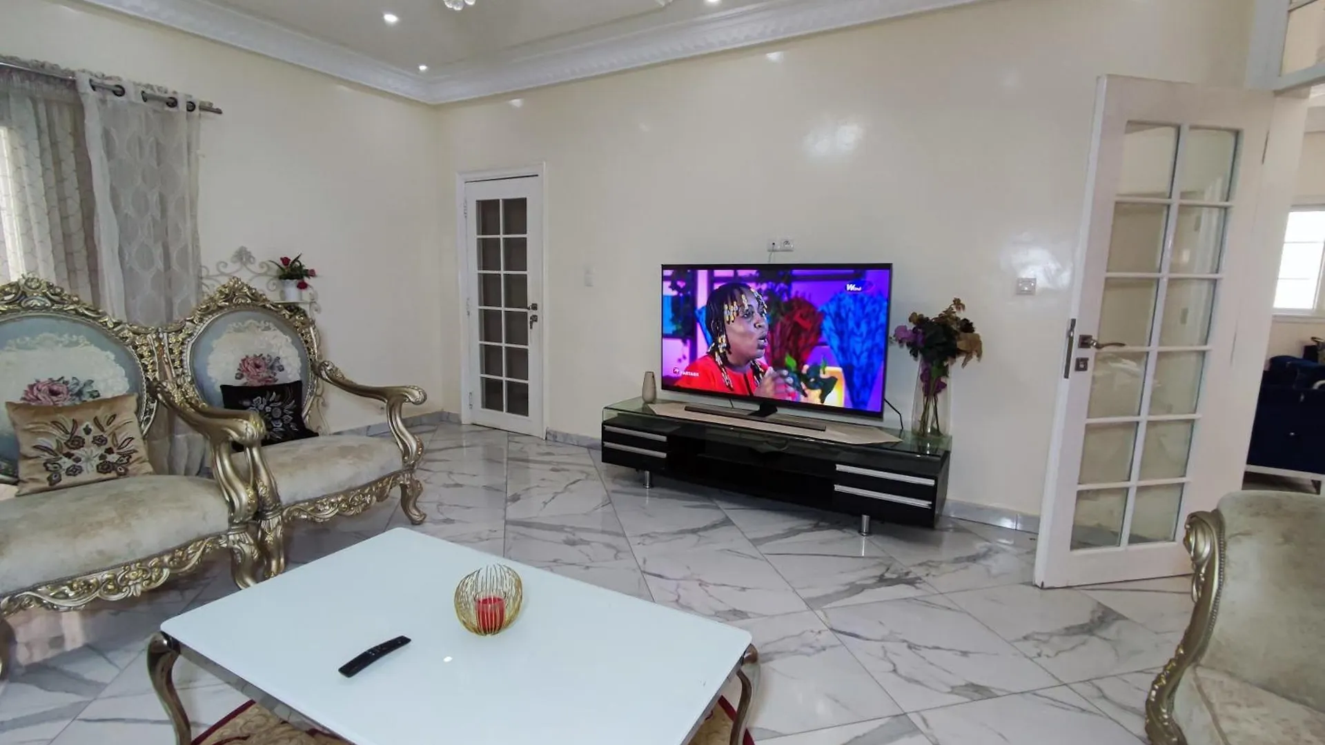 Daire Appart 2 Chambres Familial Et Spacieux Liberte 6 Parking Position Central Dakar Senegal